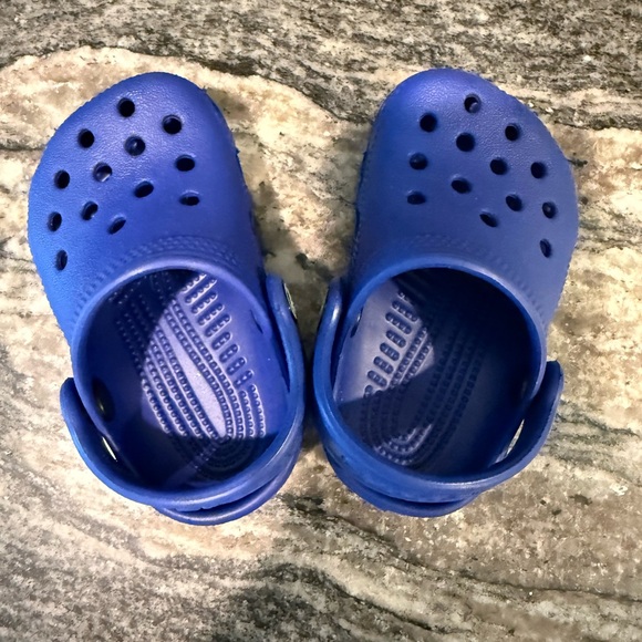 Infant Crocs - Picture 1 of 3
